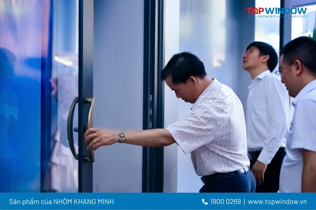 Showroom Topwindow Mới Tại TTSX Cửa Nhôm TP.HCM 1