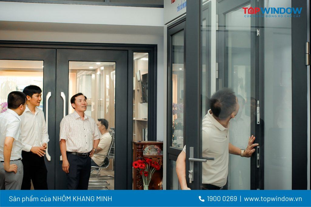 Showroom Topwindow Mới Tại TTSX Cửa Nhôm TP.HCM 1