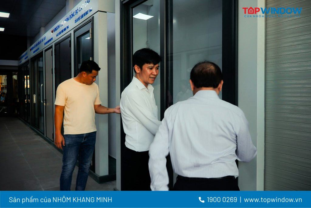 Showroom Topwindow Mới Tại TTSX Cửa Nhôm TP.HCM 1